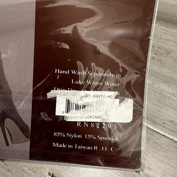 New in package Leg Avenue French Cut Panty Stocking Tights - Picture 5 of 5